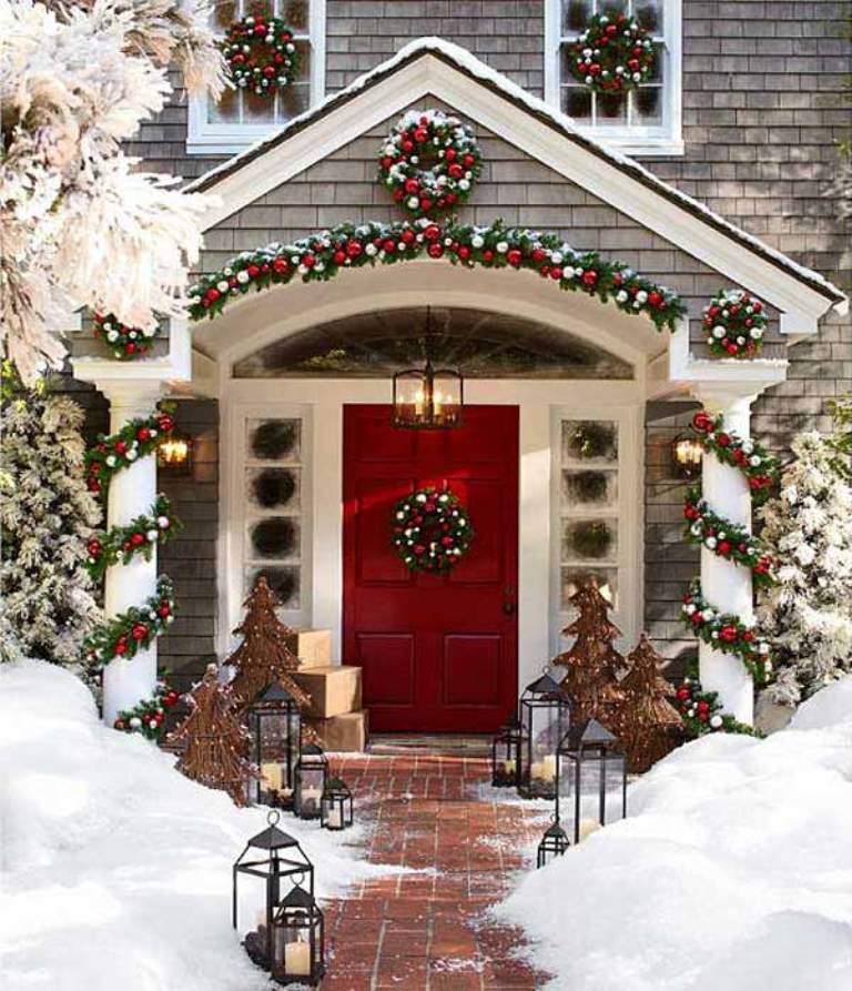 diy-christmas-porch-ideas__ 65+ Dazzling Christmas Decorating Ideas for Your Home in 2020