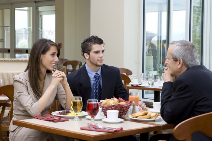 15 Tips to Help You Save Money on Entertainment 30 eating-in-restaurant2