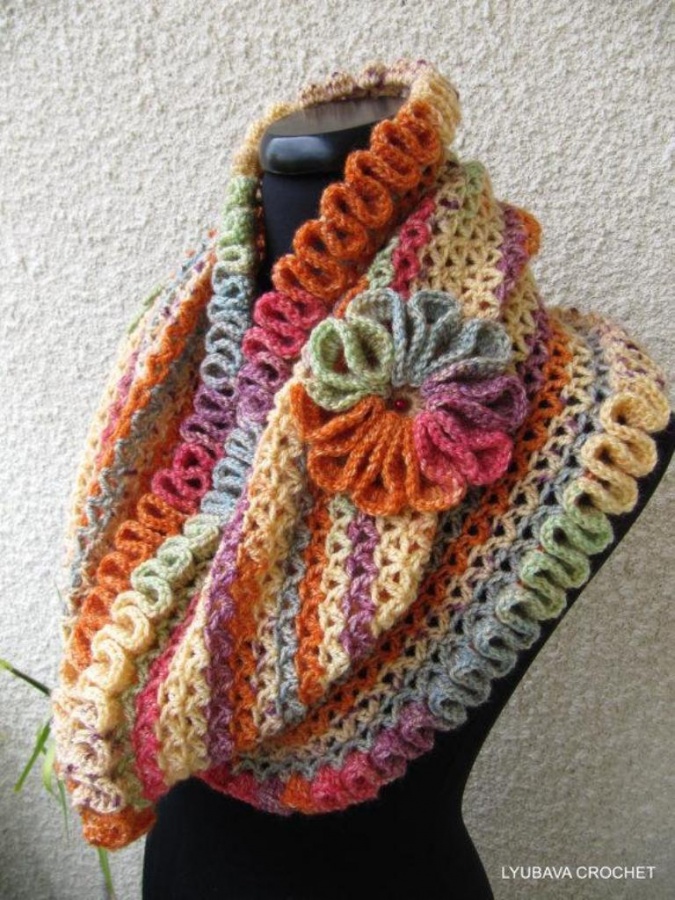 full_1399_69035_CrochetScarfHappyAutumnColors_2 10 Fascinating Ideas to Create Crochet Patterns on Your Own