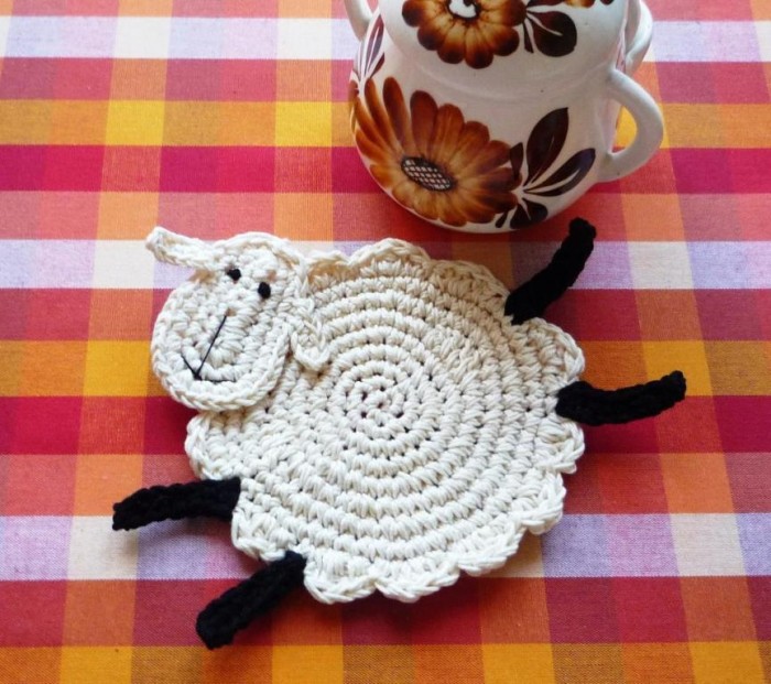 full_7940_57956_CrochetSheepCoasters_1 Stunning Crochet Patterns To Decorate Your Home & Make Accessories