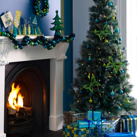 living-room-christmas-christmas-decorating-ideas-next-roomenvy 79 Amazing Christmas Tree Decorations
