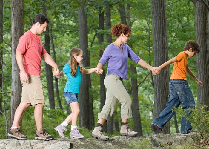 outdoor-play-ideas-forchildren