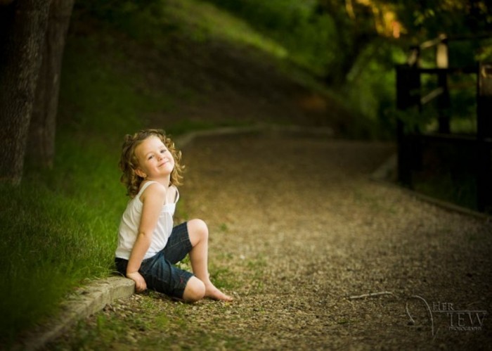Improve Your Photography Skills Following These Tips 5 photography-tip-photographying-people-680x485