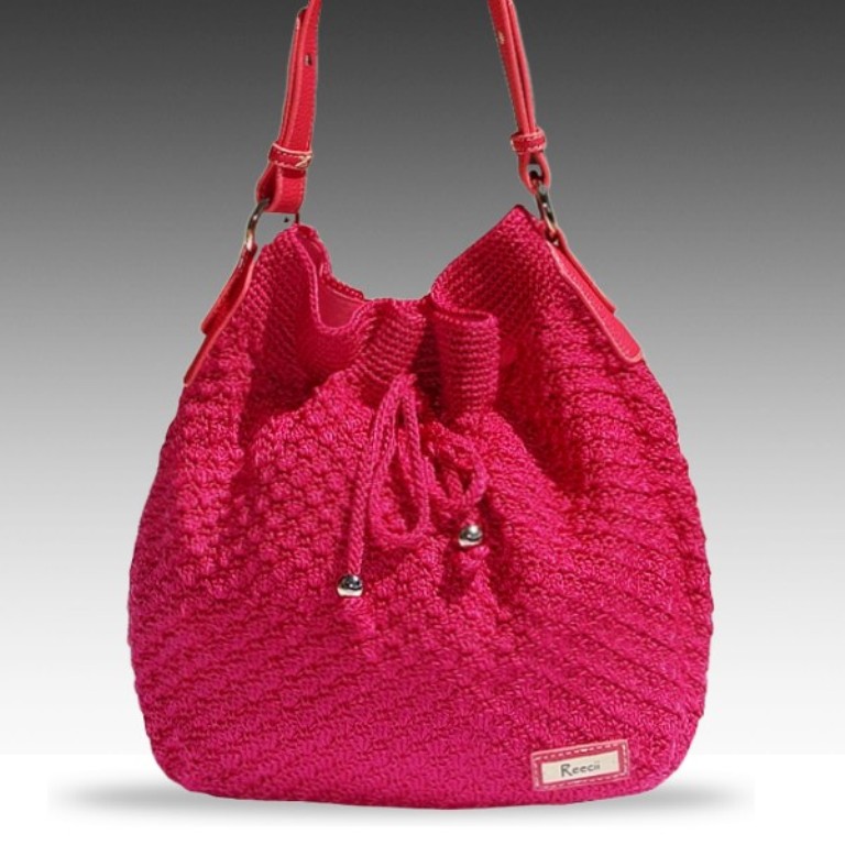 reecii-pink-crochet-bag 10 Fascinating Ideas to Create Crochet Patterns on Your Own