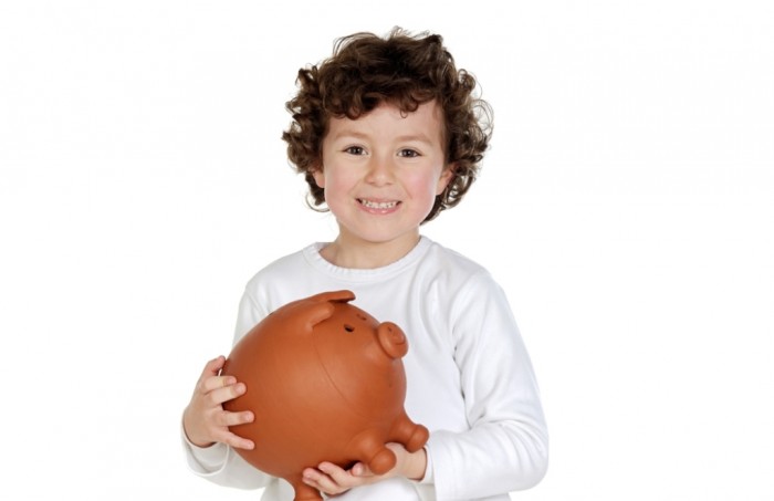 shutterstock_26832601 Family Budgeting for Setting Your Financial Priorities & Saving money