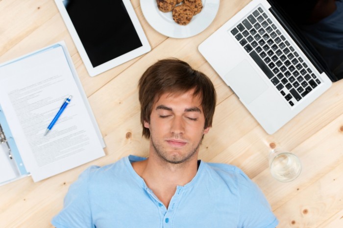 study_online_laptop_sleep 15 Study Tips for Better Test Taking & Getting Higher Grades