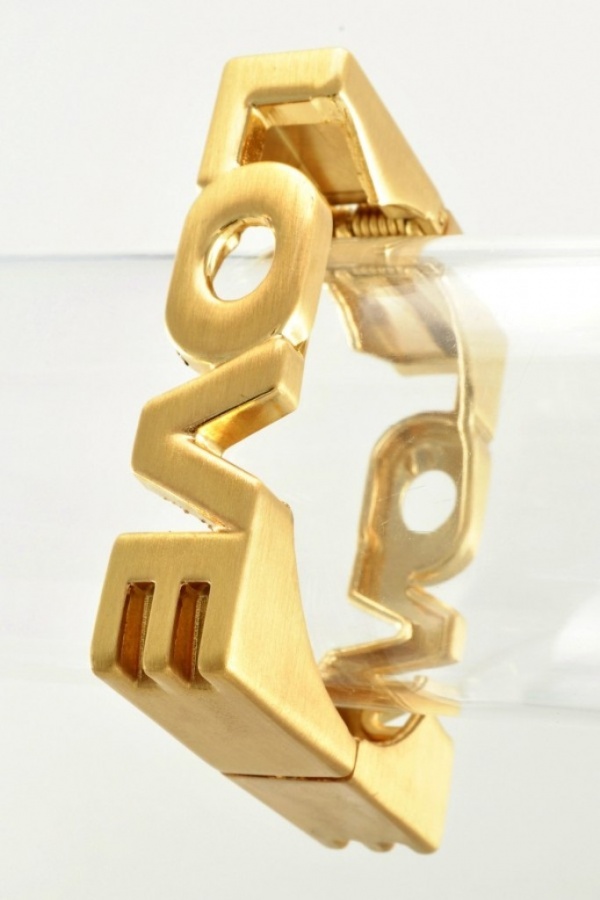 1-600x900 Show Your Endless Love to Your Lover with These Unique Cuffs & Bracelets of Love