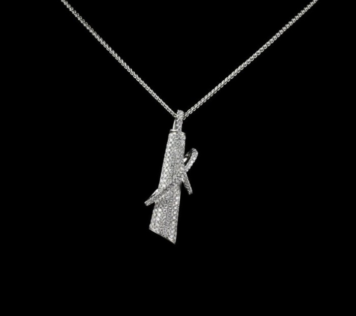 30 Non-traditional & Unusual Gold Necklaces 5 18k_White_Gold_Unusual_Pave_Diamond_Pendant_Necklace