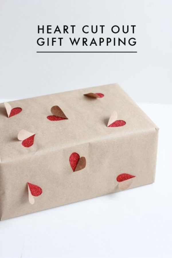2-simple-valentines-day-gift-wrapping-ideas-L-pfq1qW