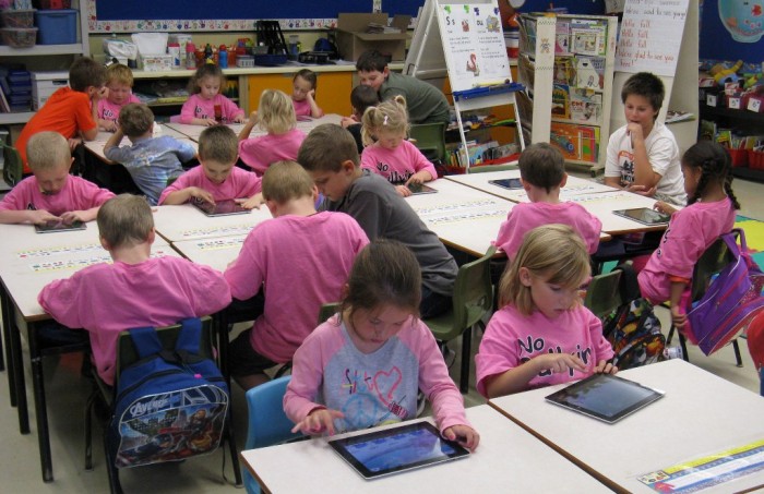 Top 10 Best Countries for Education 6 20130215_C6078_PHOTO_EN_23807