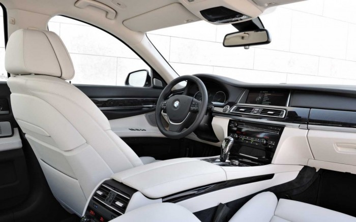 2014-bmw-7-series-5 2014 BMW Cars for More Luxury to Enjoy Driving on the Road