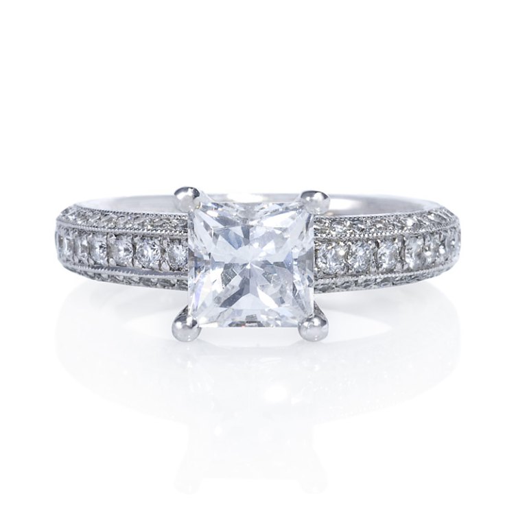 915f564cd20446ecb0b3bb04b9abc608-800x800 50 Unique Vintage Classic Diamond Engagement Rings
