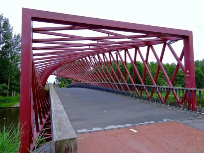 9344208214faf3c0c82a1382238536 Have You Ever Seen Breathtaking & Weird Bridges Like These Before?