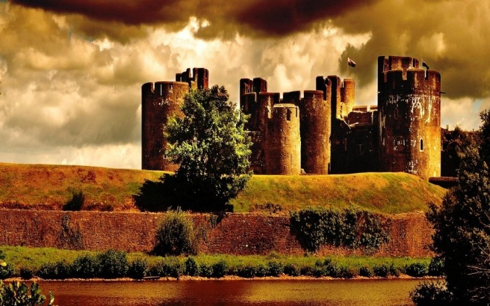 Caerphilly-castle-united-kingdom-Wallpaper Top 10 Most Powerful Countries in the World