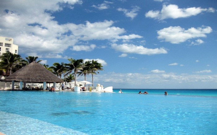 Cancun-Tourism-Resort-Pool-Mexico