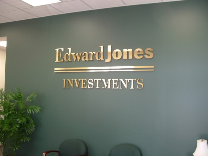 Edward_Jones Top 10 Best Companies in USA To Work For in 2020