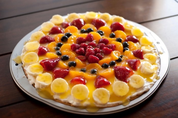 FruitPizza-5 Do You Like Fruit Pizza? Learn How to Make It on Your Own