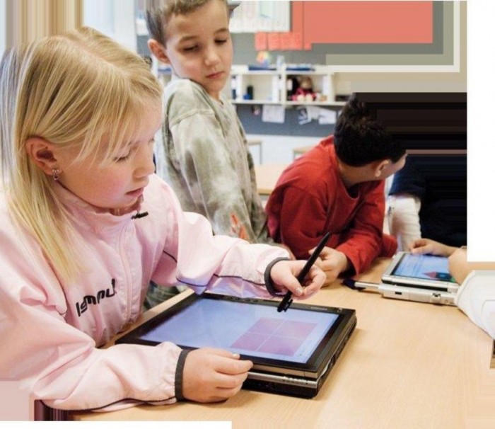Top 10 Best Countries for Education 13 The United Stateskids_education_tablet2