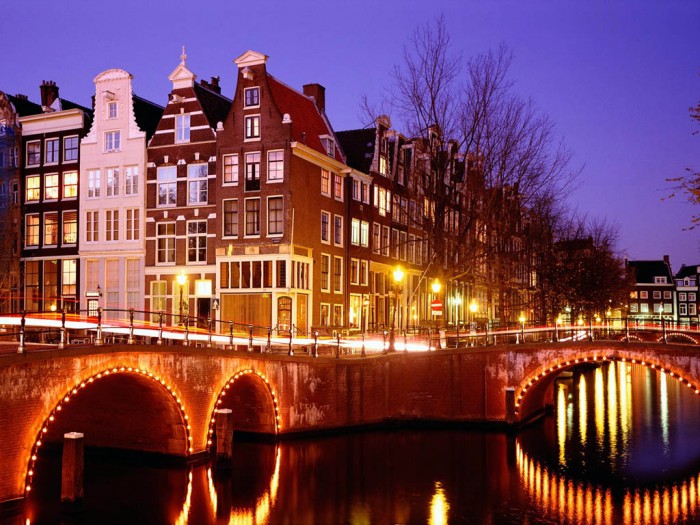 Top-10-Tourist-Attractions-in-Amsterdam Top 10 Best Countries to Visit in Europe 2022