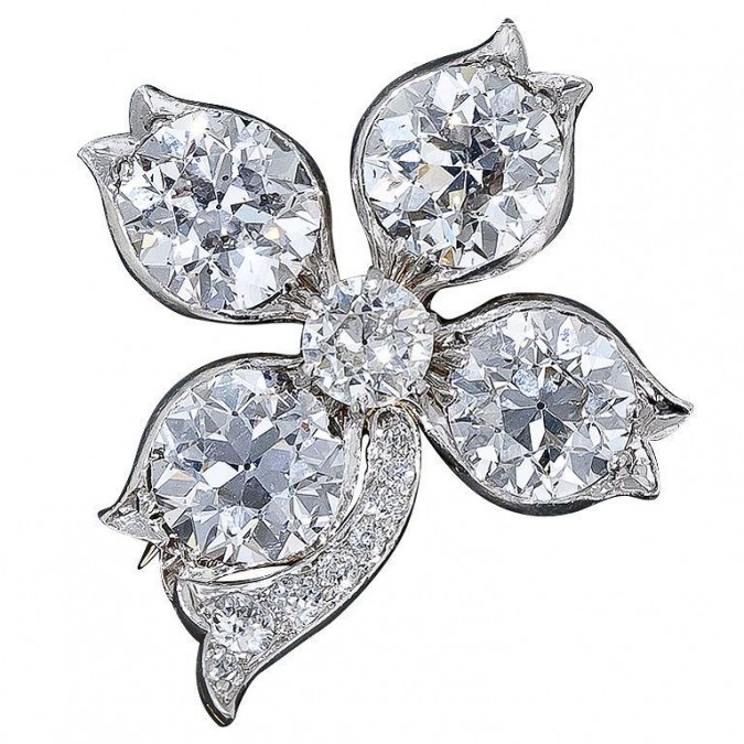 35 Elegant & Wonderful Antique Diamond Brooches