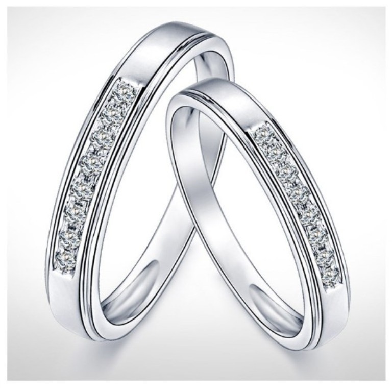 cheap-couples-matching-diamond-wedding-ring-bands-on-gold 60 Breathtaking & Marvelous Diamond Wedding bands for Him & Her