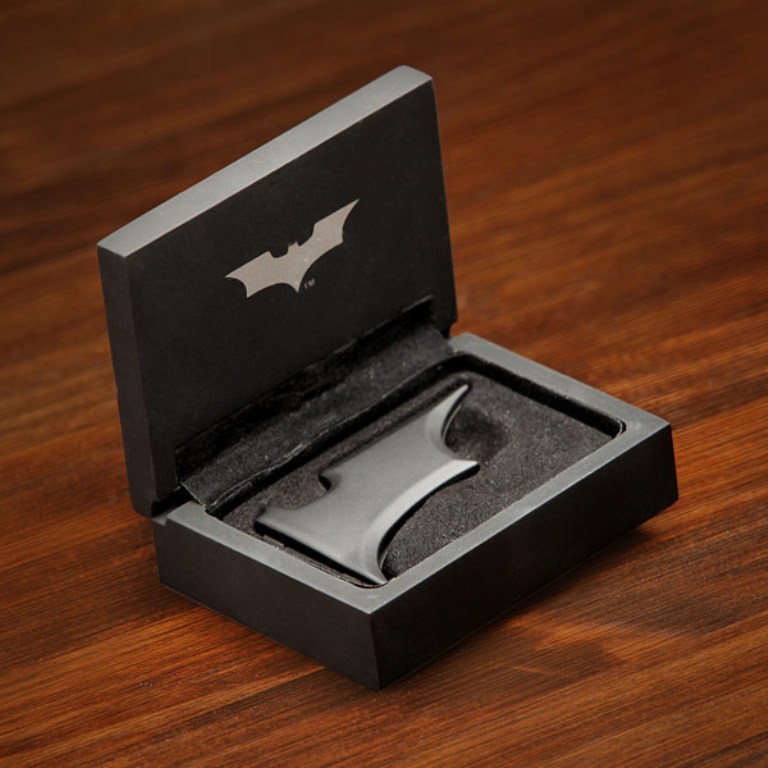 Best 35 Money Clips for Men 8 e841_batman_money_clip_package