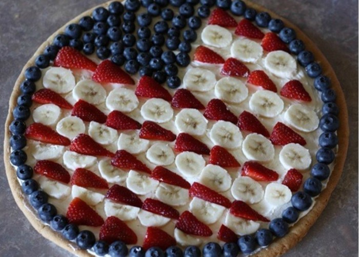 flagfruitpizza Do You Like Fruit Pizza? Learn How to Make It on Your Own