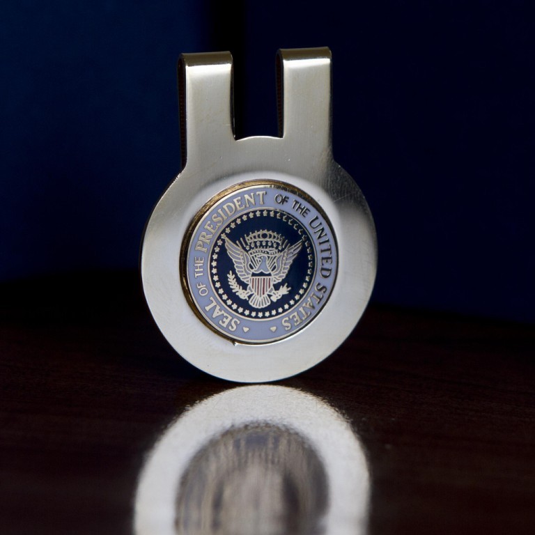 Best 35 Money Clips for Men 27 jewelry_mens_presidential_seal_money_clip_1024x1024