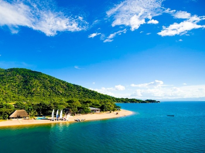 lake-malawi Top 10 Worst Quality of Life Countries