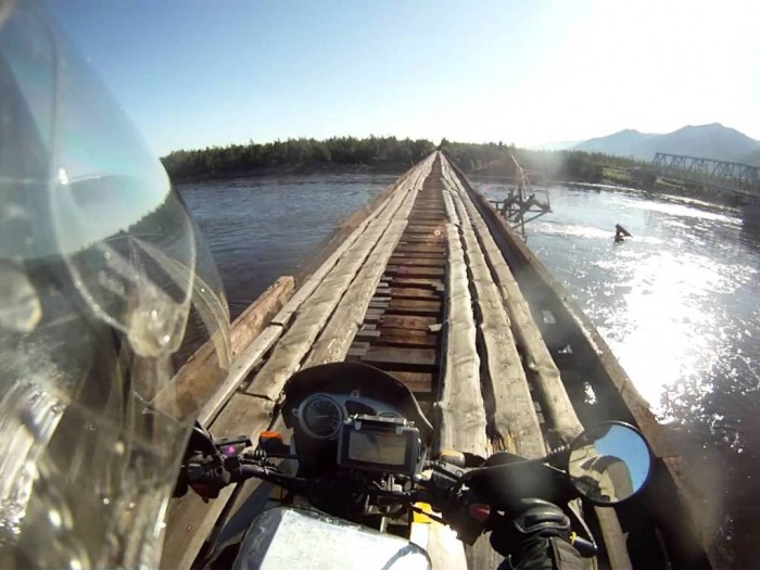 The World’s 15 Scariest Bridges that Will Freeze Your Heart 3 maxresdefault.