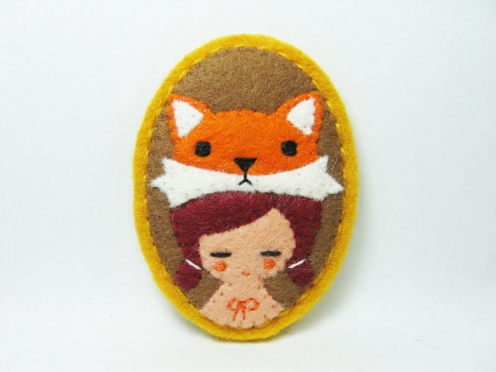 mr.-fox-and-girl-felt-pin 45 Handmade Brooches to Start Making Yours on Your Own