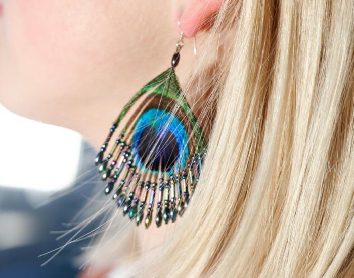 peacock-feather-earrings11 45 Unusual and Non-traditional Earrings
