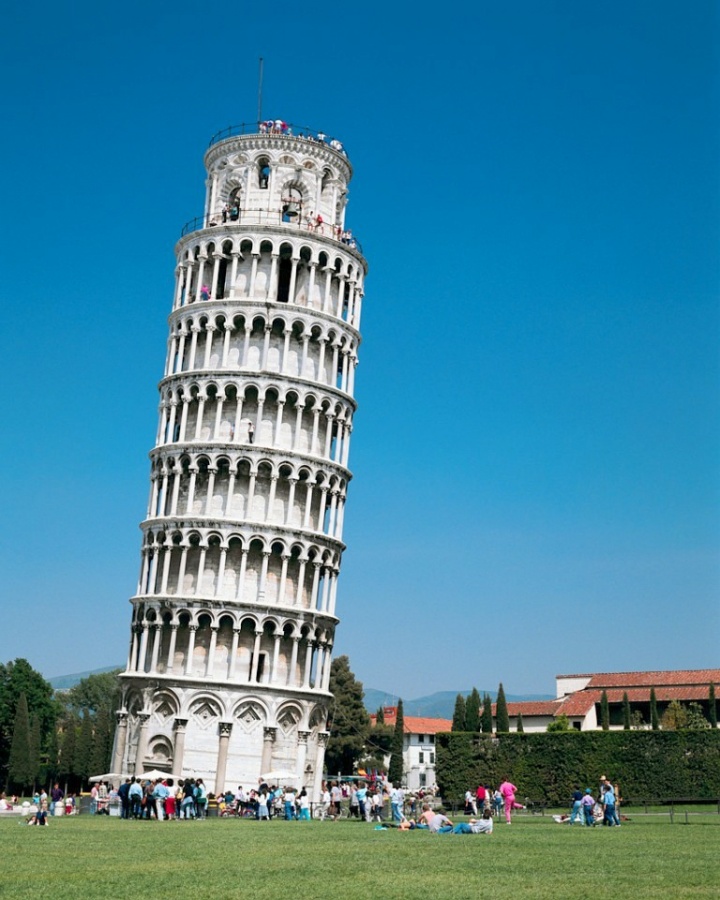 pisa-italy-tower Top 10 Most Powerful Countries in the World