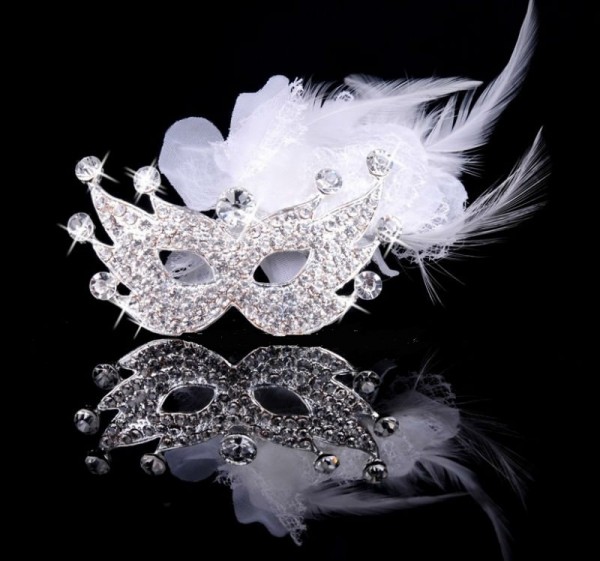 419866951_366 89+ Most Stylish Masquerade Masks in 2020