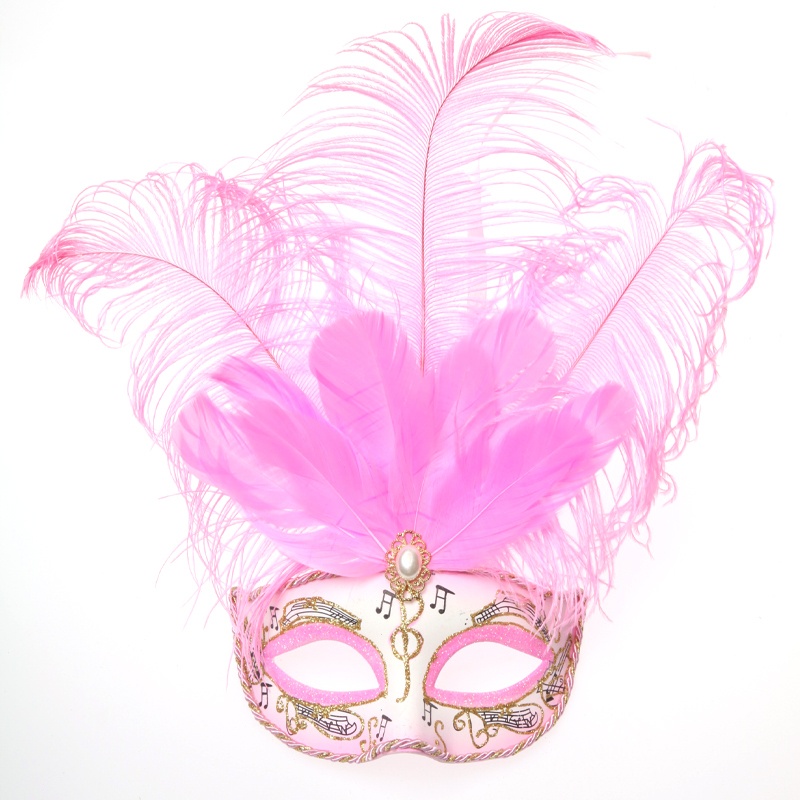 Как сделать маски на телефоне. Карнавальная маска для девочки. Розовая маскарадная маска. Девочка в маске. Карнавальная маска с перьями.