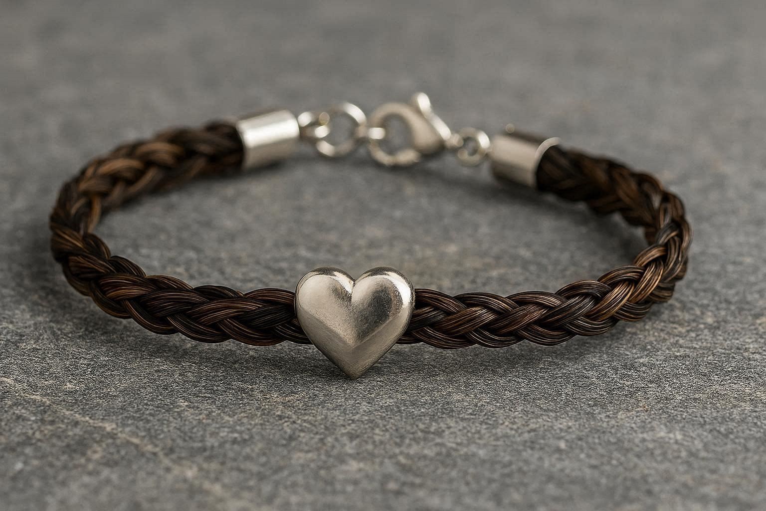 15 Elegant and Breathtaking Horse Hair Bracelets 7 Heart Charm Horse Hair Bracelet 15 Elegant and Breathtaking Horse Hair Bracelets - 7 horse hair bracelets