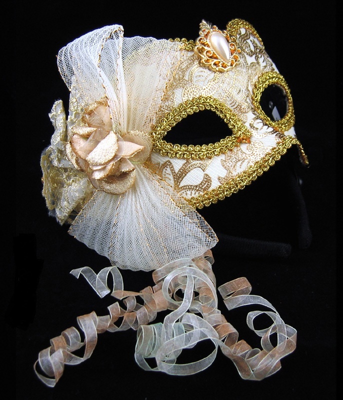 mask_gold_ma693 89+ Most Stylish Masquerade Masks in 2020