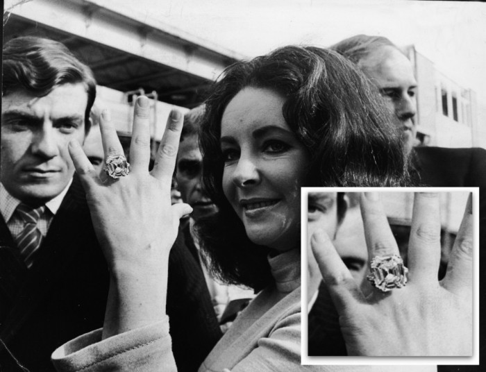 7-elizabeth-taylor-engagement-rings-main Top 10 Most Expensive Women's Wedding Rings