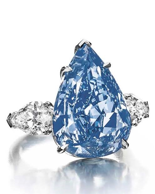 Top 10 Most Expensive Women's Wedding Rings 8 The Winston Blue Ring Top 10 Most Expensive Women's Wedding Rings - 8