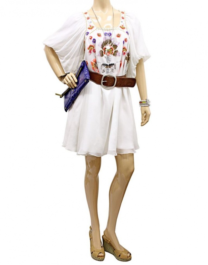 Top 10 Fabulous & Stunning Fashion Trends 6 matthew-williamson-white-silk-beaded-dress