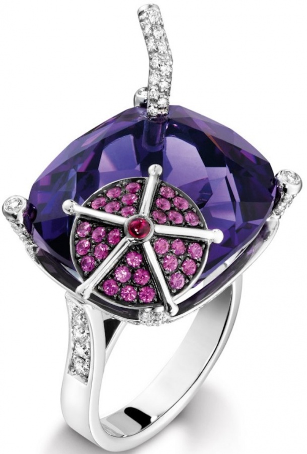 piaget-cocktail-ring-blueberry-daiquiri 2020 Trends: Top 10 Luxury Jewelry Brands in the World