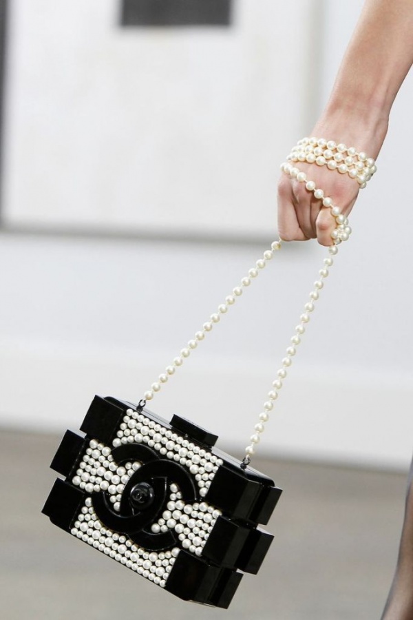 1-15 +15 Most Trendy Purses & Clutches for 2020