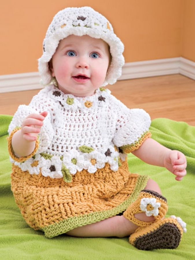3615_1 25 Magnificent & Dazzling Collection of Crochet Dresses for Baby Girls