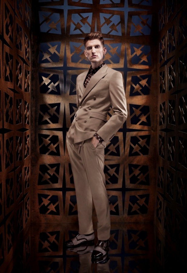 Spring-Summer-2014-Mens-Fashion-Trends-by-Roberto-Cavalli-1 18+ Stylish Men's Fashion Trends Expected in 2022