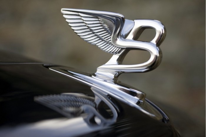 bentley-brooklands-hood-ornament_100322818_l The 20 Most Common Fashion Trends & Fads in 1920’s