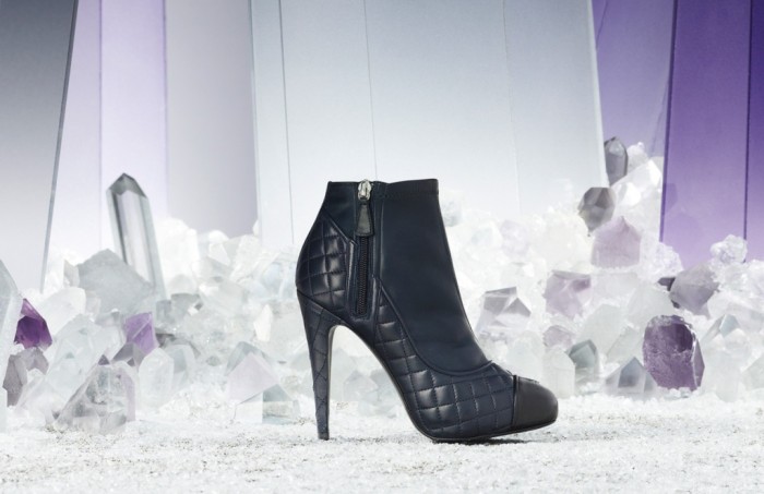 chanel-quilted-lambskin-ankle-boot-with-105mm-heel-g28712y08995c2837_001