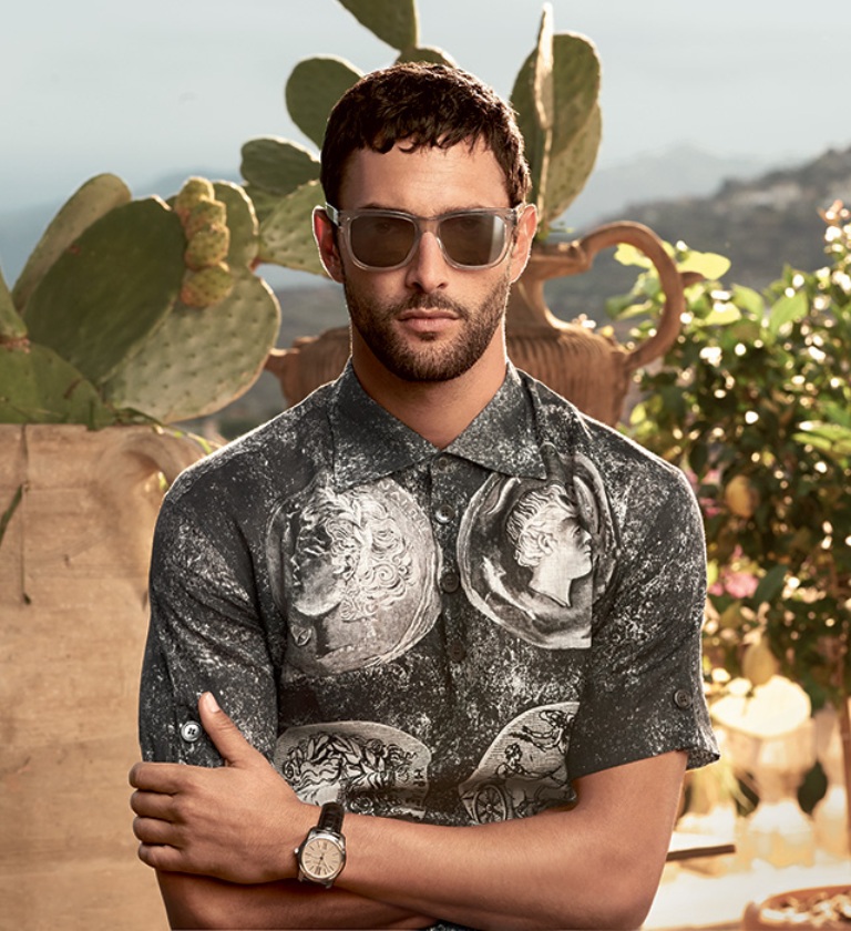 dolce-gabbana-adv-sunglasses-campaign-ss-2014-men-05-slider10 +25 Hottest Men's Glasses Trends Coming in 2020