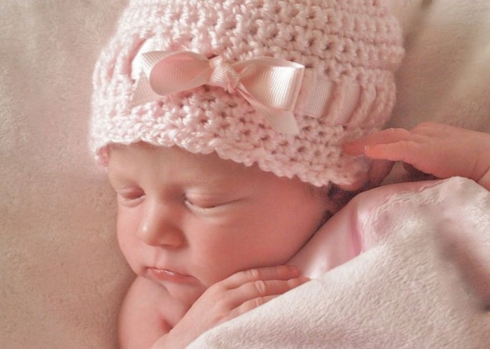 il_fullxfull.306957664_grande 20 Marvelous & Catchy Crochet Hats for Newborn babies