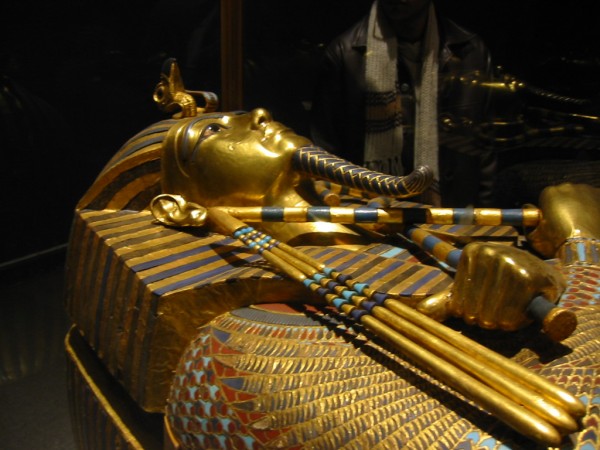 mus3 39 Most Famous Pharaohs Gold Statues