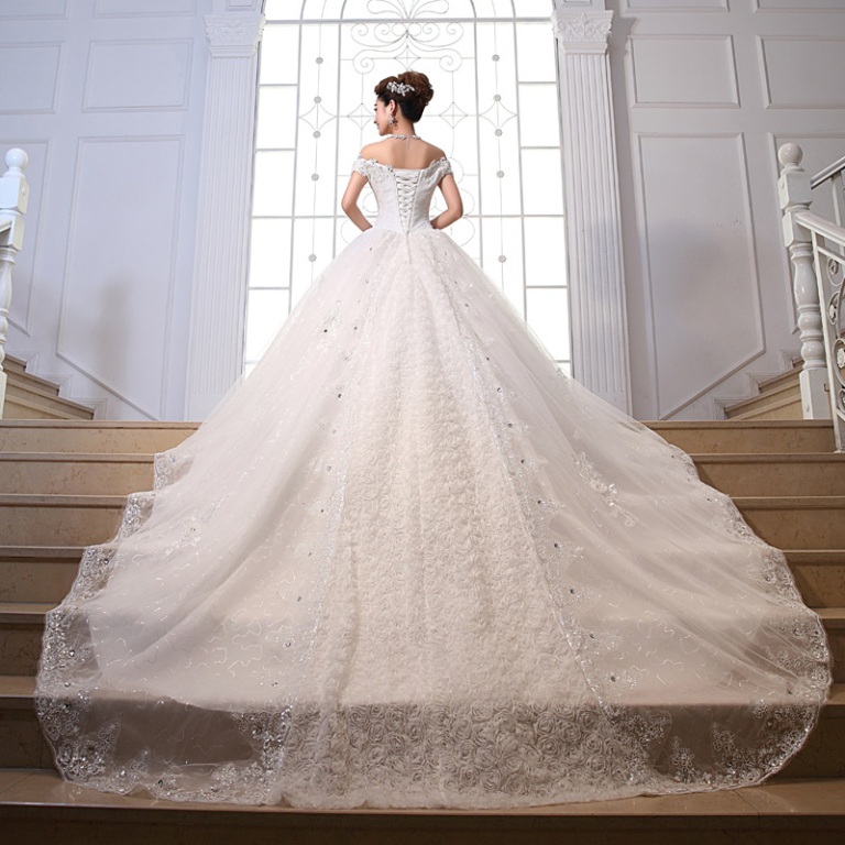 25+ Breathtaking Wedding Decoration Ideas 27 2014-new-summer-bride-romantic-dress-neckline-luxurious-long-trailing-alibaba-font-b-wedding-b-font